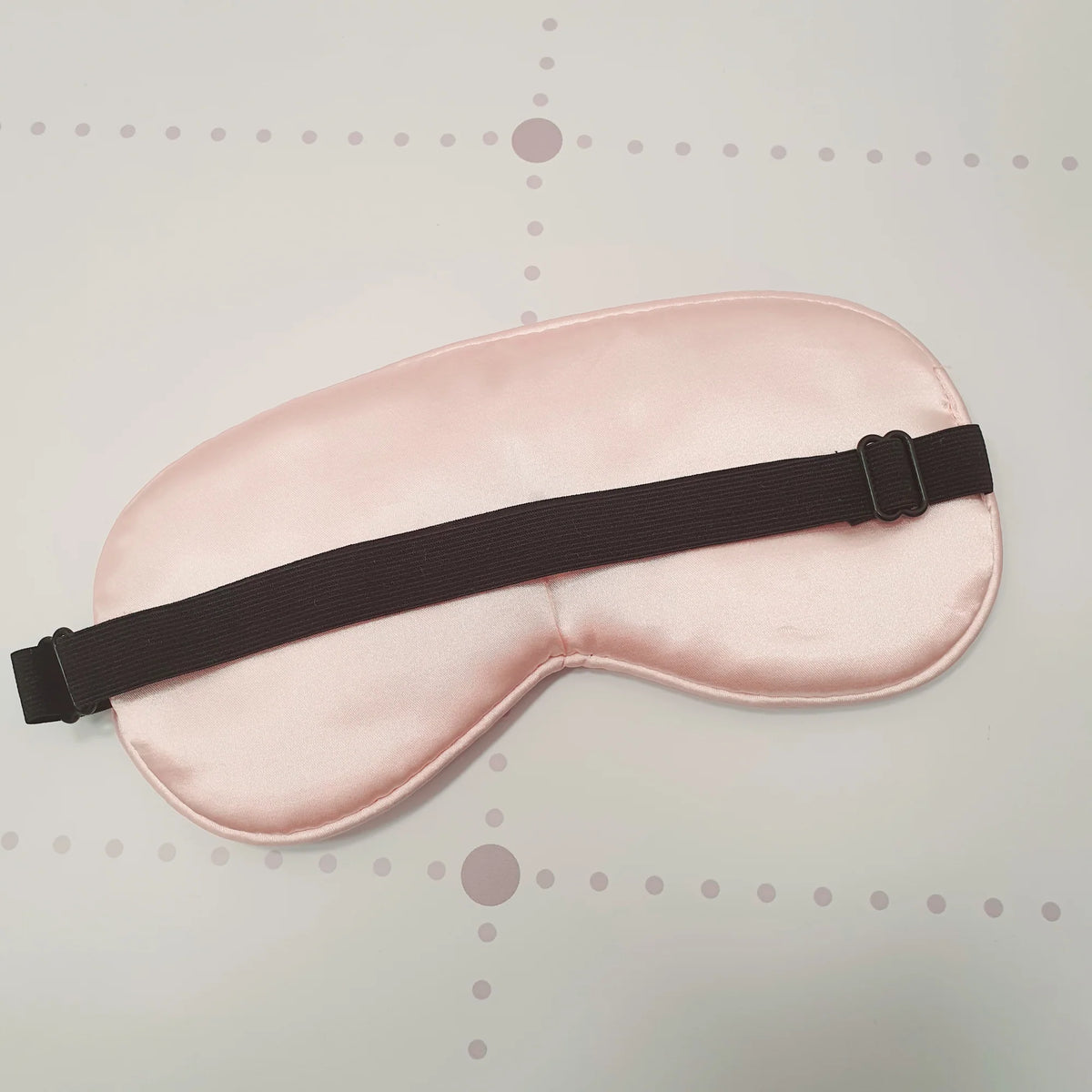 מארז לחלום ולהודות : מסיכת עיניים לנשום ולהודות וספירלה תחלמי