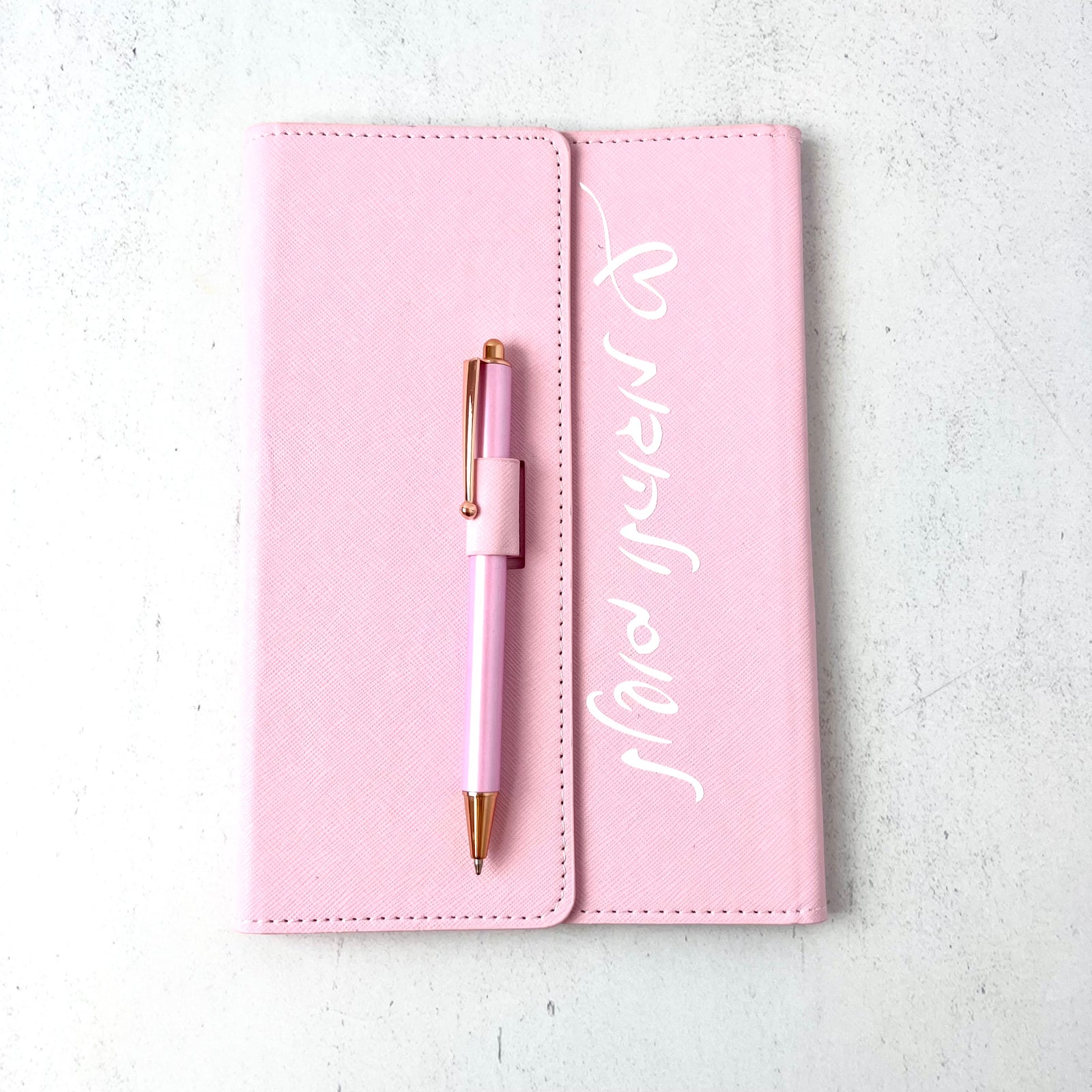 יומן מסע אישי ורוד | לנשום ולהודות