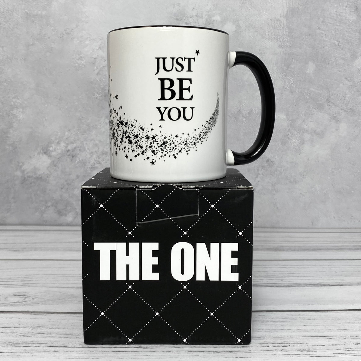 ספל עם הכיתוב: JUST BE YOU