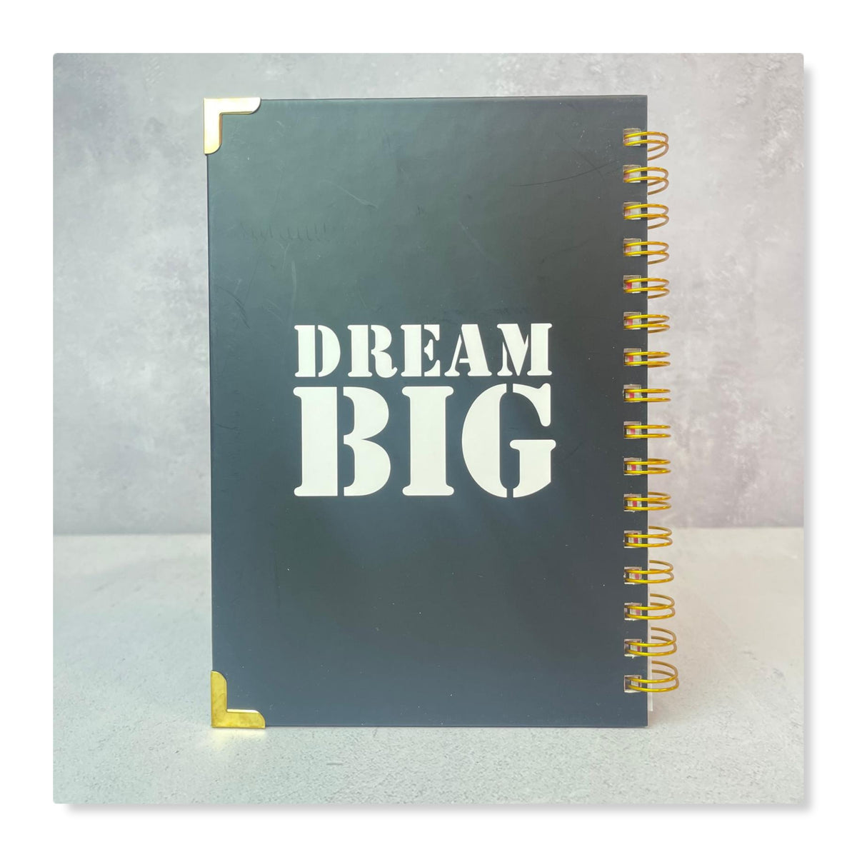 יומן שנתי שבועי לשנת תשפ"ז 2026-2027 |  DREAM BIG