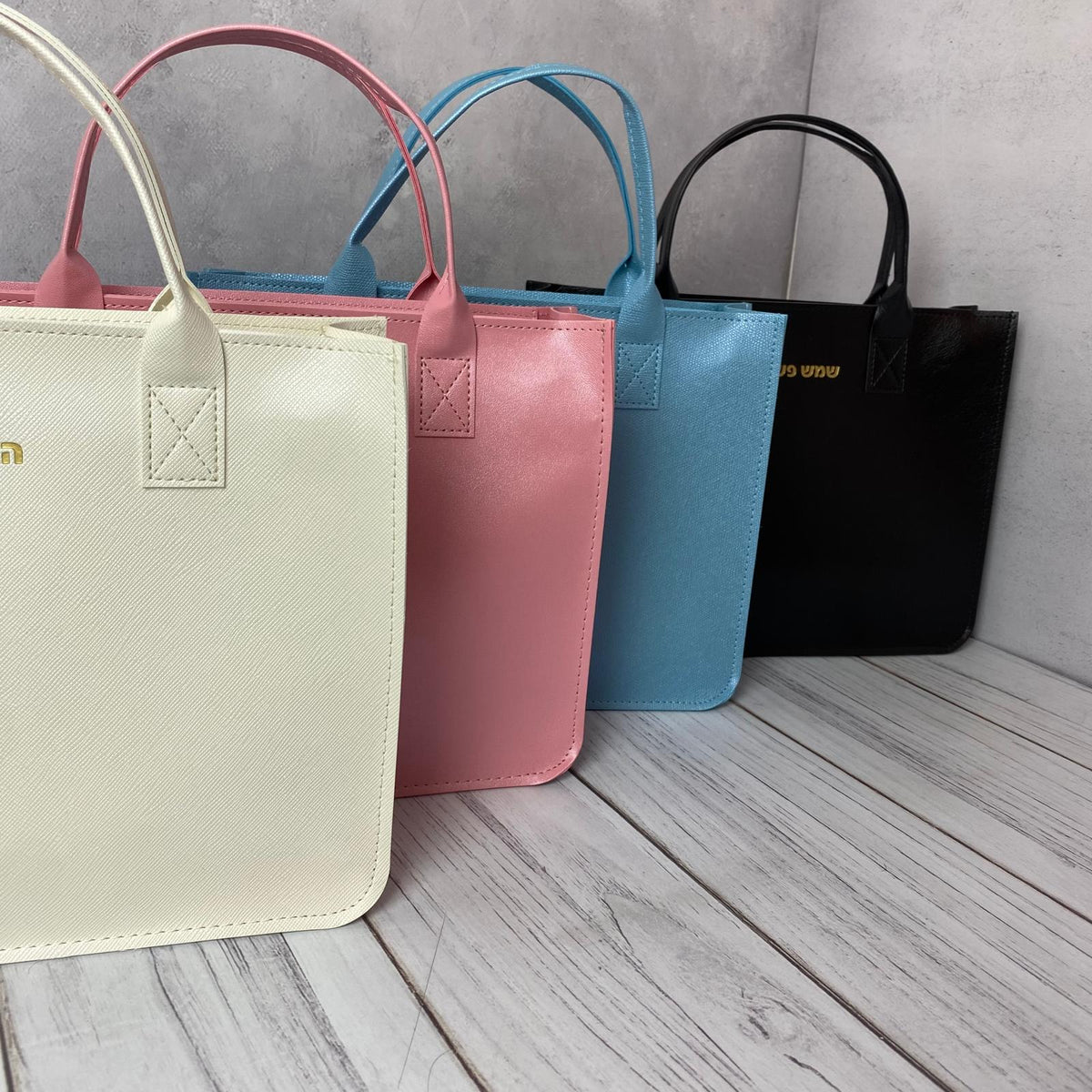 תיק צד ורוד לנשים | חולמת ומגשימה